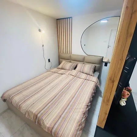 Διαμέρισμα Urban Chic *